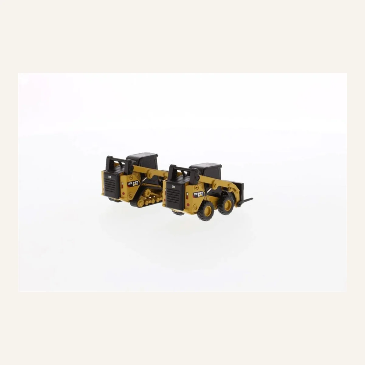 Diecast Masters 85693 1/64 Ölçek, Cat 272D2 ve Cat 297D2 Kombine Yükleyiciler, 2 adet